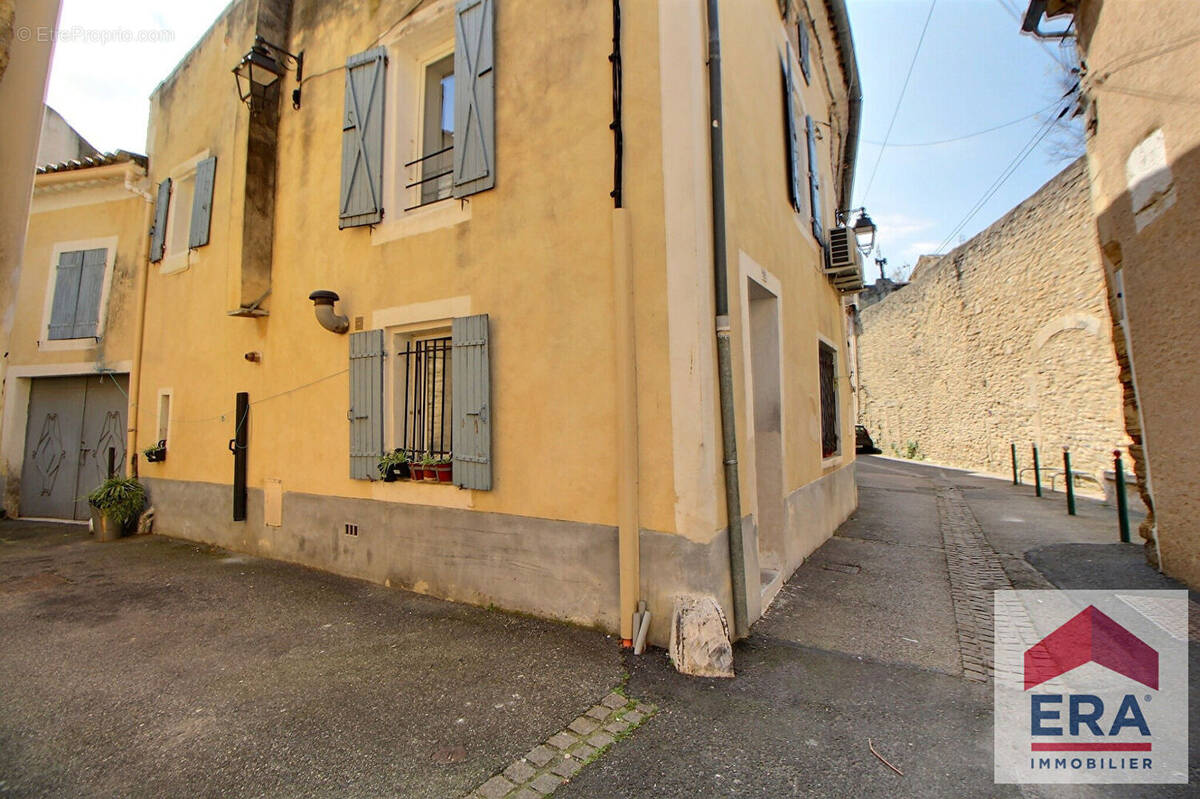 Maison à BOLLENE