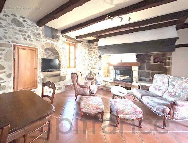 Maison à BEAULIEU-SUR-DORDOGNE