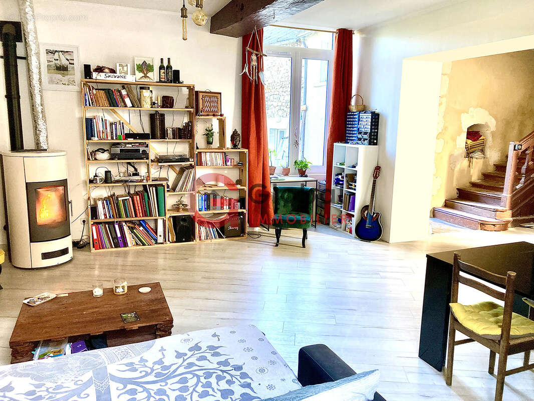 Maison à PONTVALLAIN
