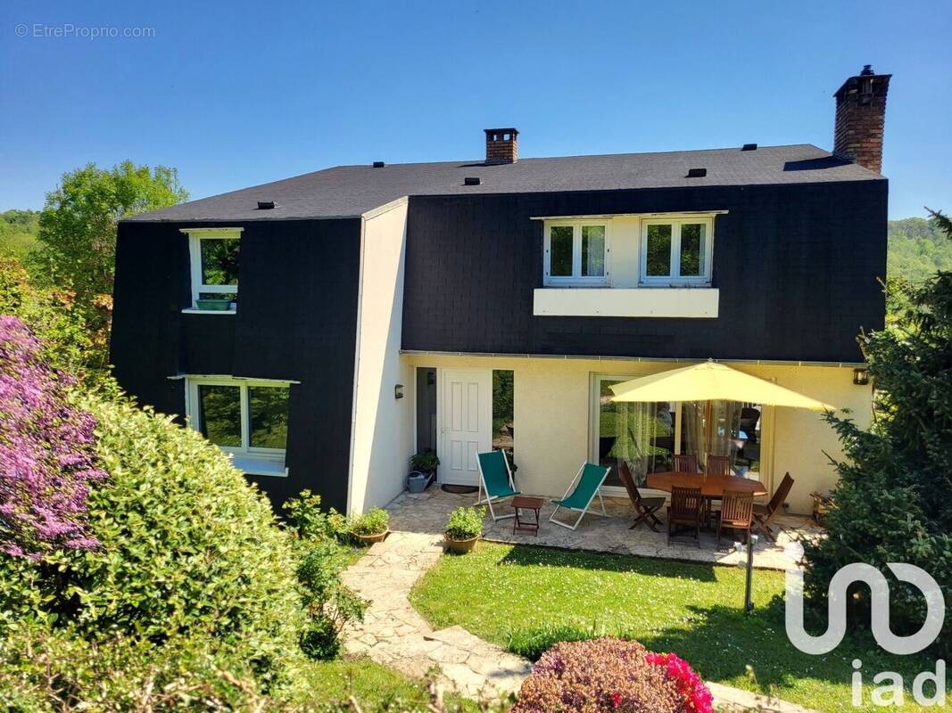 Photo 1 - Maison à JOUY-EN-JOSAS