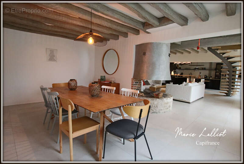 Maison à COURCY-AUX-LOGES