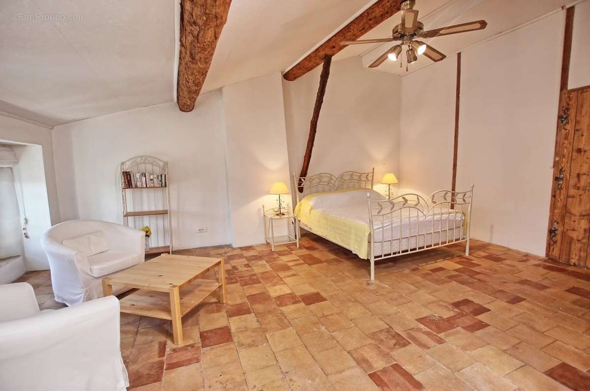 Maison à PEPIEUX