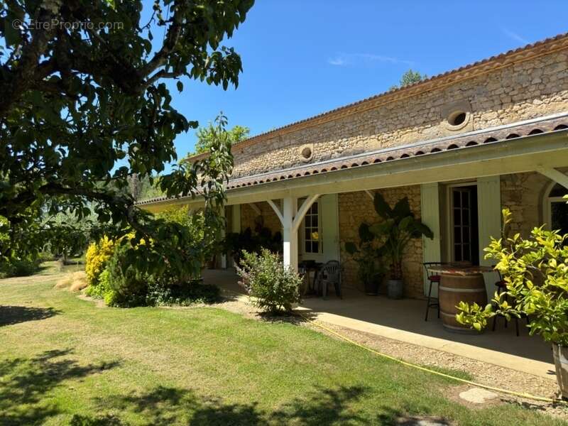 Maison à LEVIGNAC-DE-GUYENNE