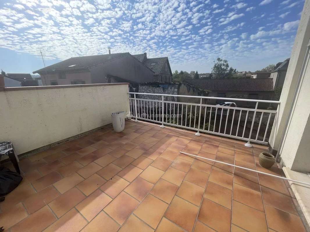 Appartement à CARMAUX