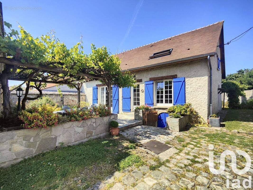 Photo 1 - Maison à VERT-LE-PETIT