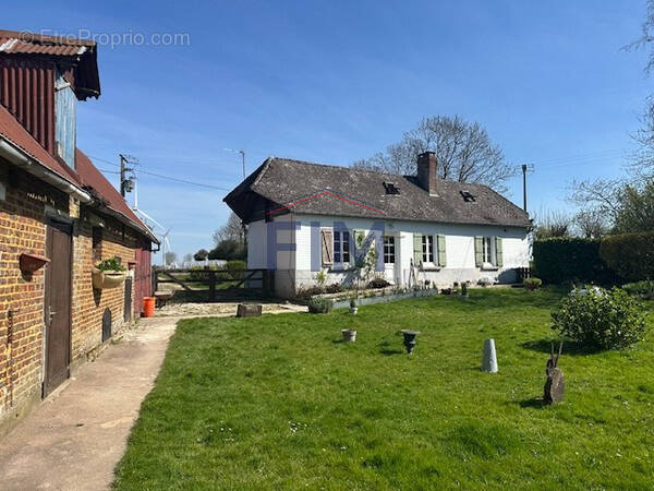 Maison à NEUFCHATEL-EN-BRAY