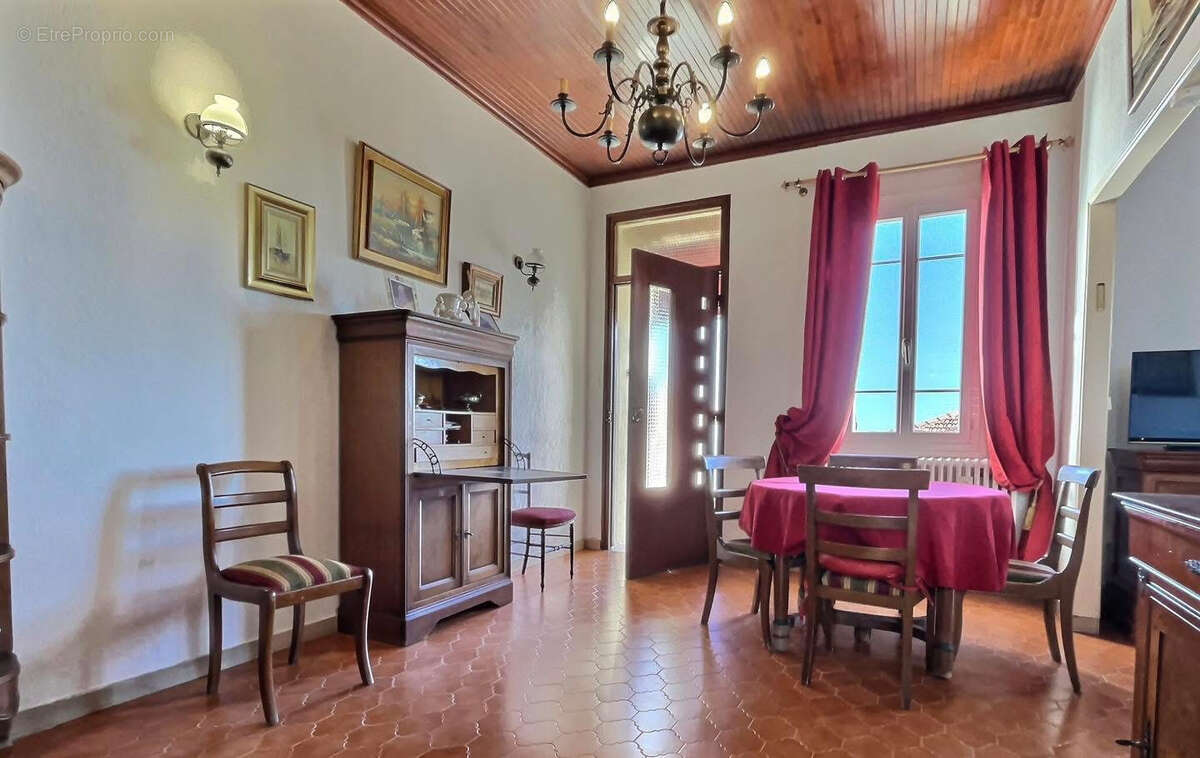 Maison à SAN-MARTINO-DI-LOTA