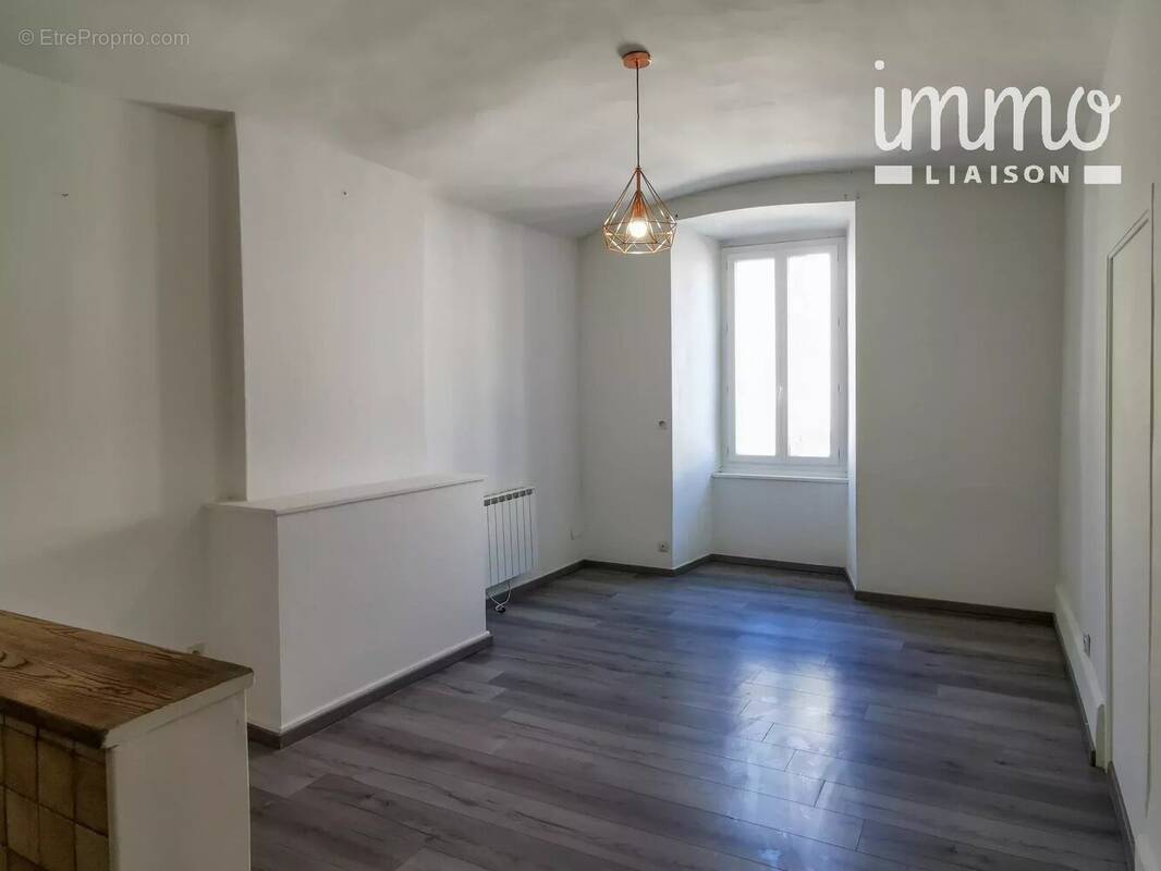 Appartement à JOYEUSE