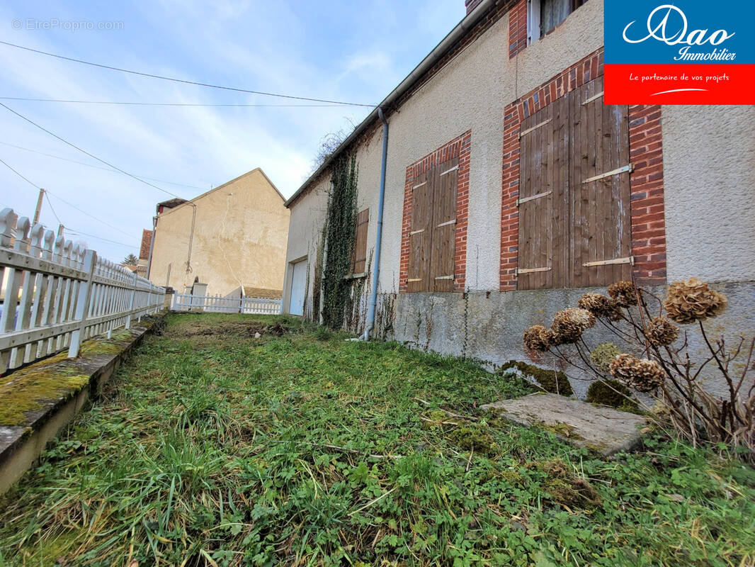 Maison à FLACY