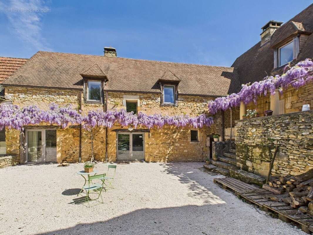 Maison à SAINT-CYPRIEN
