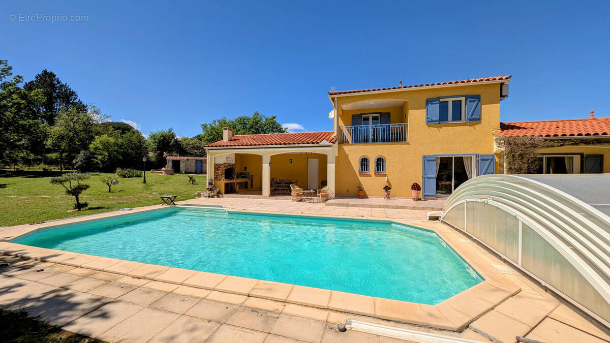 Maison à VILLELONGUE-DELS-MONTS