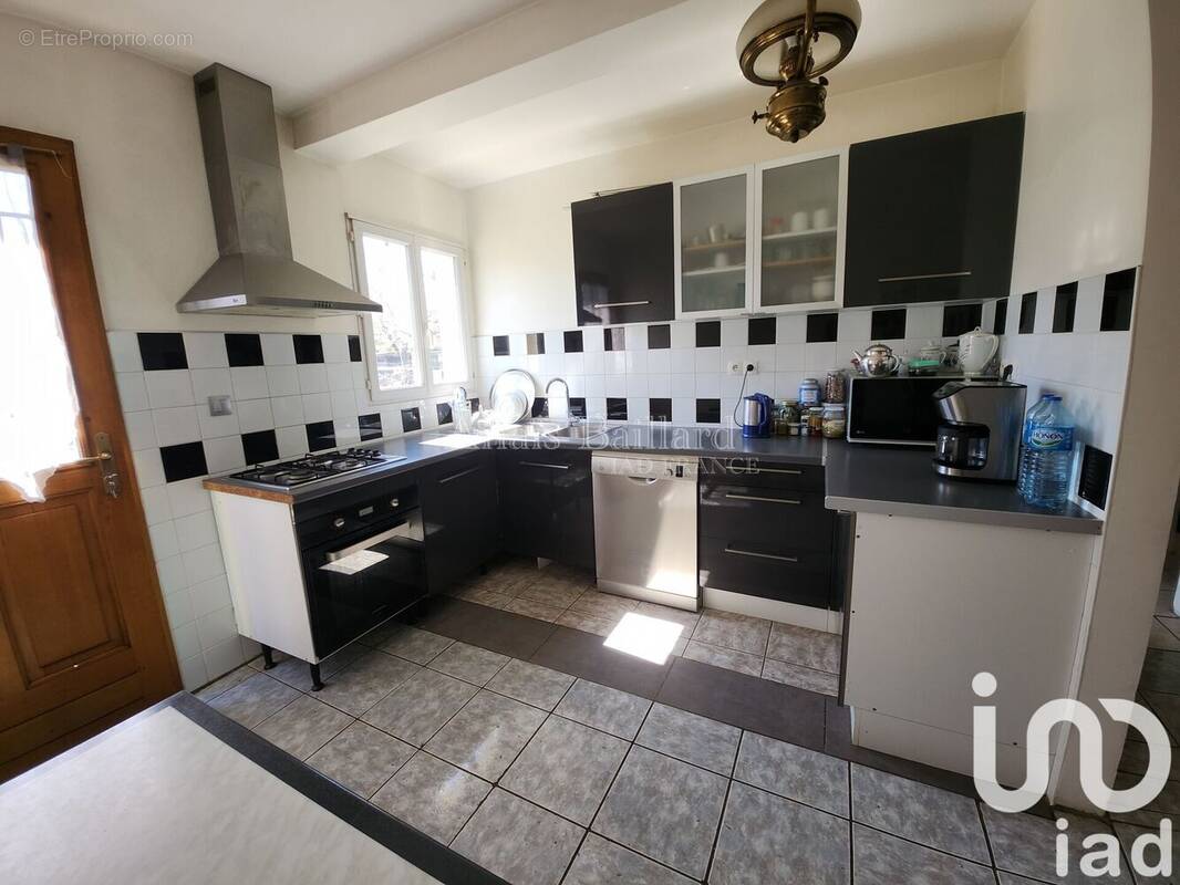 Photo 1 - Maison à MOISSY-CRAMAYEL