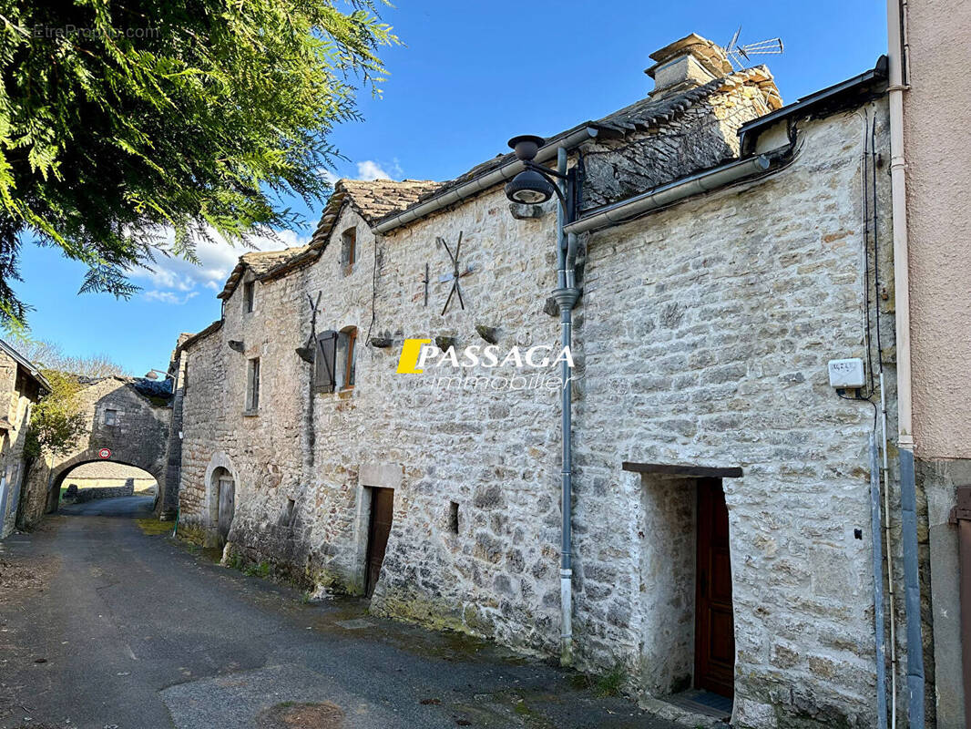 Maison à LE MASSEGROS