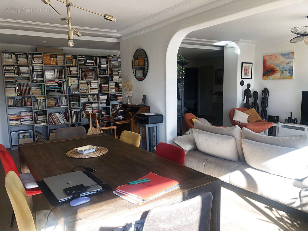 Appartement à HYERES