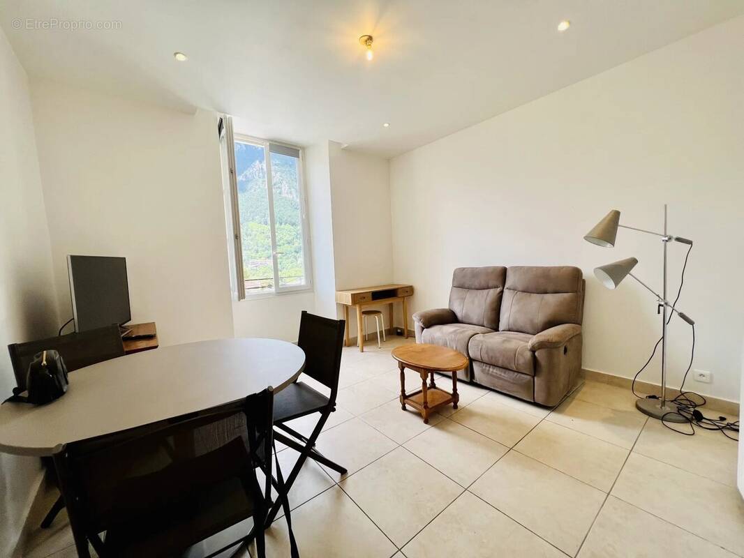 Appartement à SAINT-MARTIN-VESUBIE