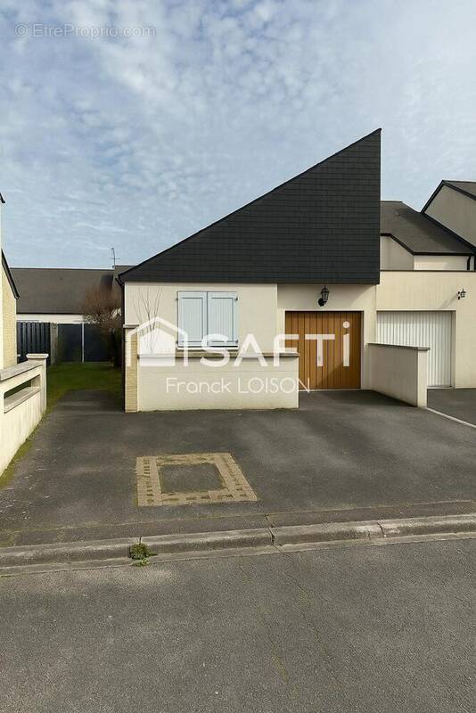 Photo 1 - Maison à SAINT-PIERRE-DES-CORPS