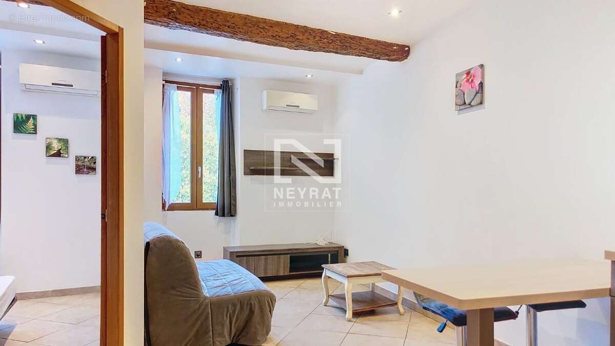 Appartement à CALLIAN
