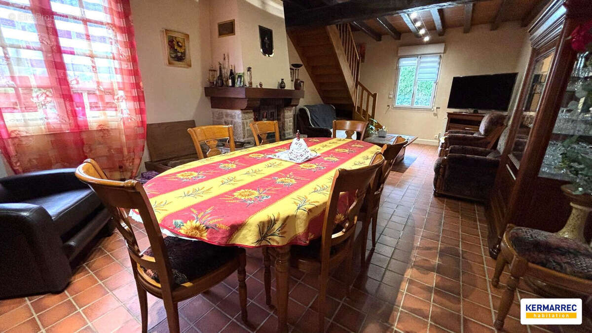 Maison à ERBREE