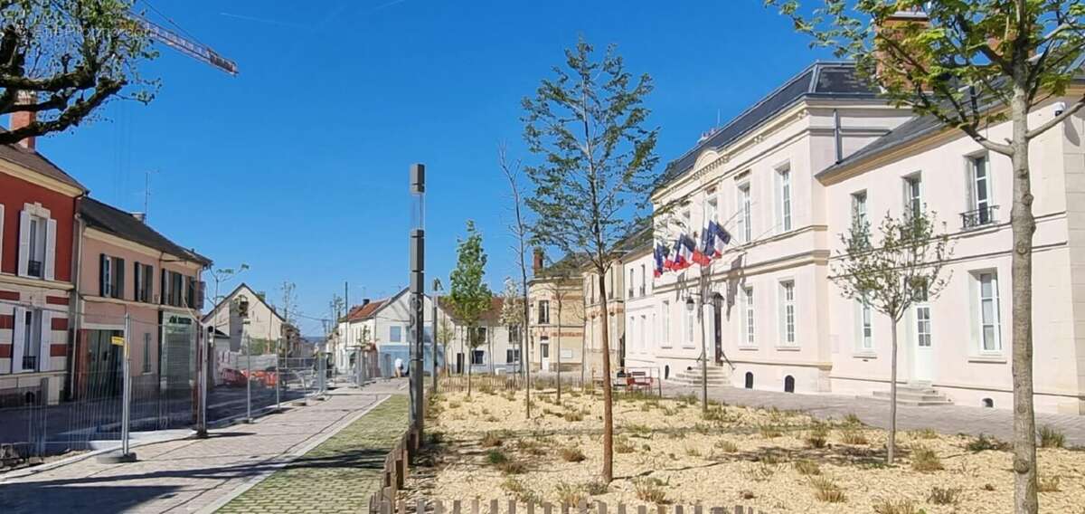 Commerce à BESSANCOURT