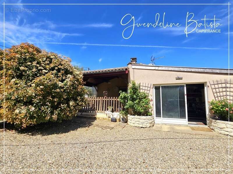 Maison à PINEUILH