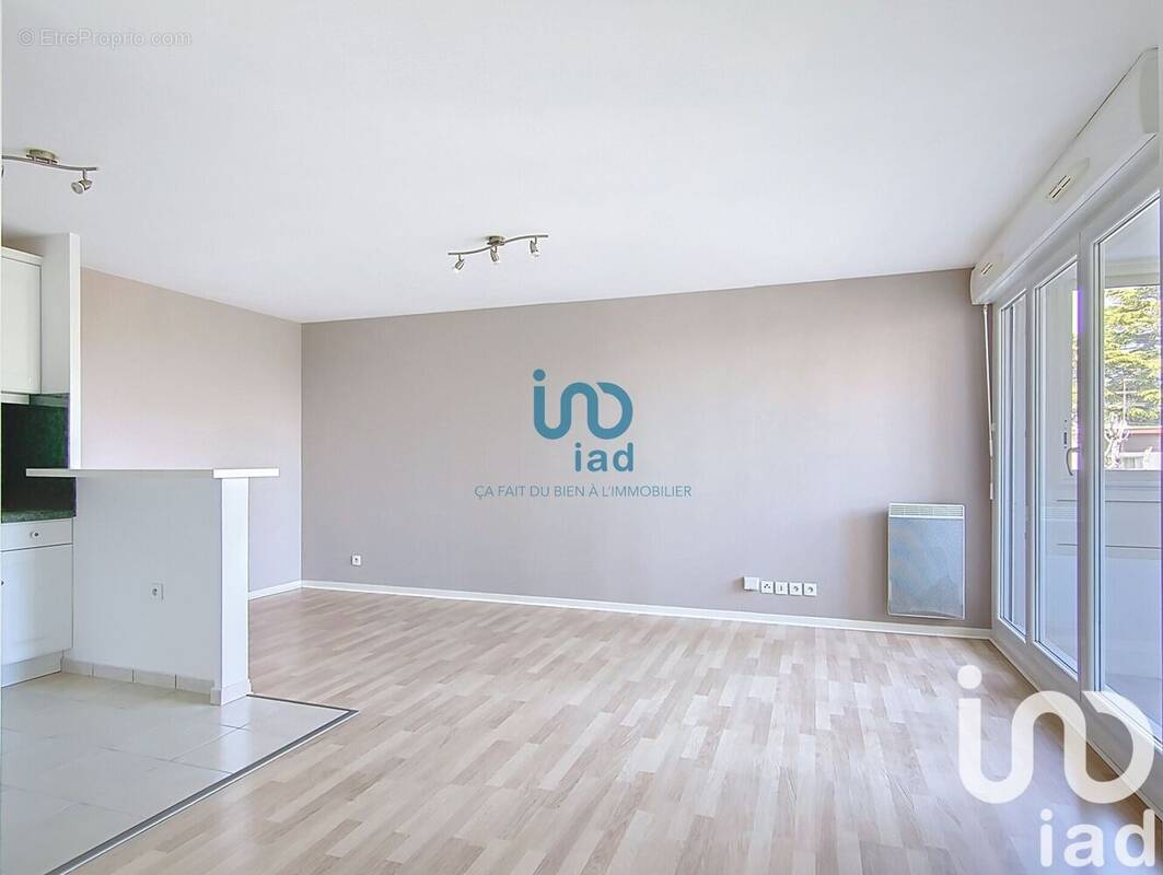 Photo 1 - Appartement à COMBS-LA-VILLE