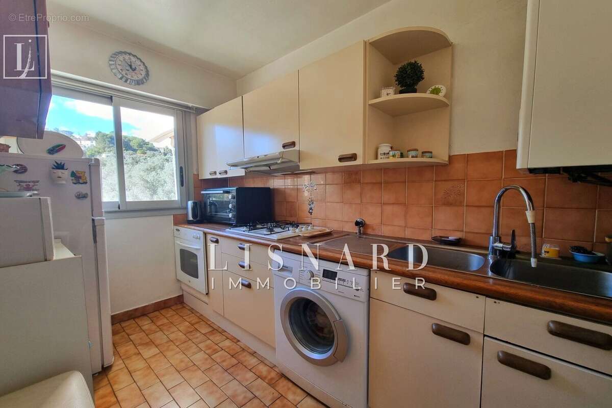 Appartement à VALLAURIS