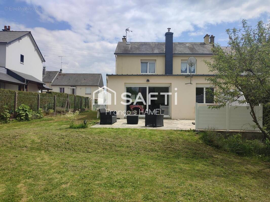 Photo 1 - Maison à SOURDEVAL