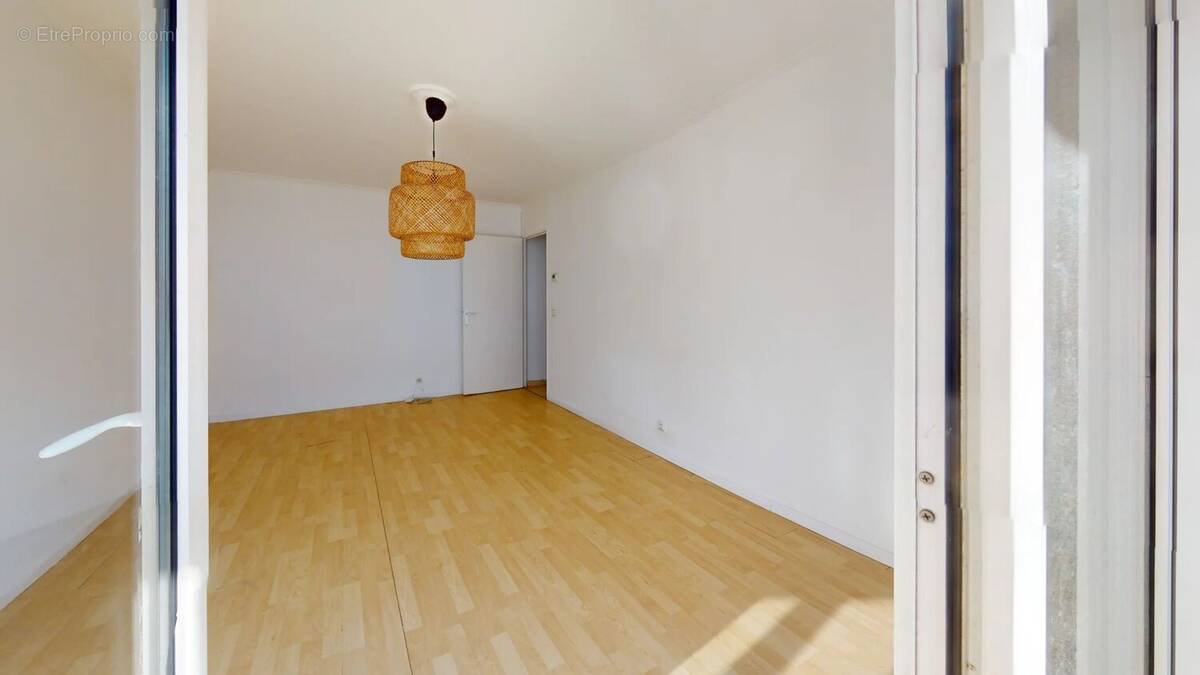 Appartement à ELANCOURT