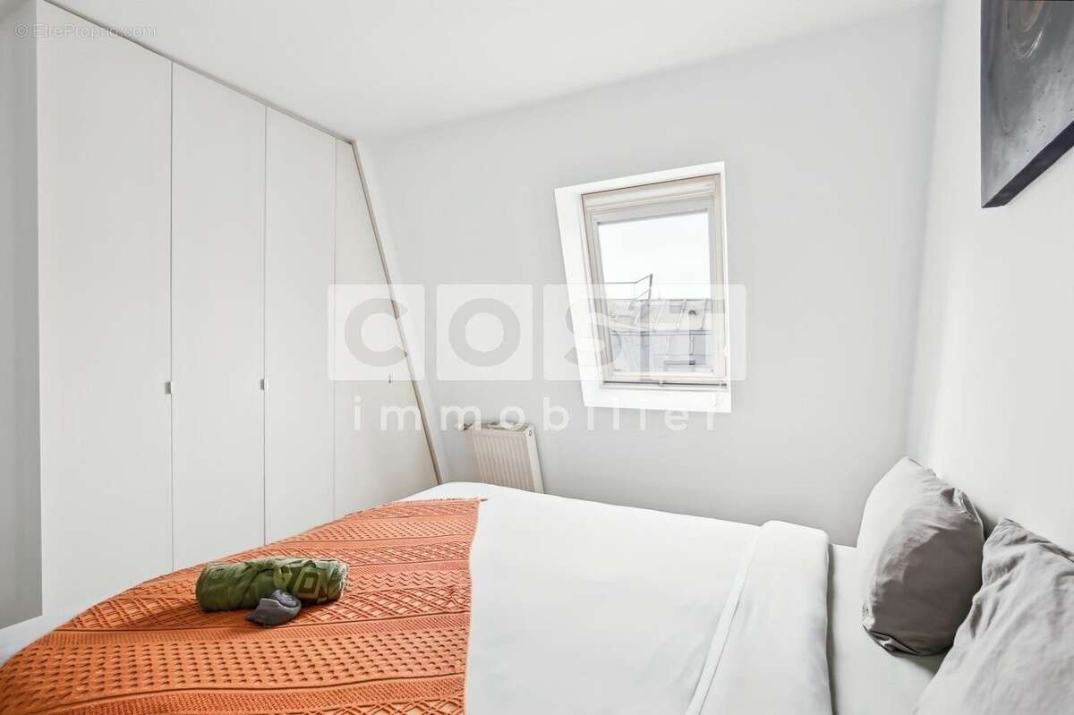 Appartement à PARIS-8E