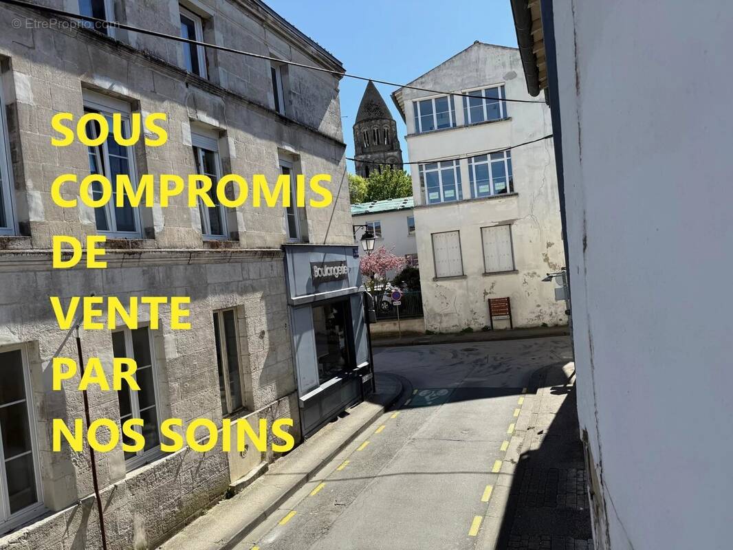 Appartement à SAINTES