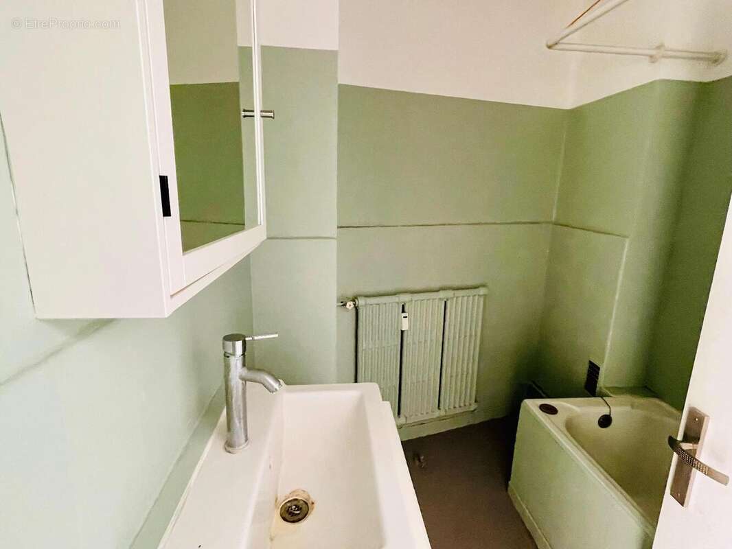   - Appartement à STRASBOURG