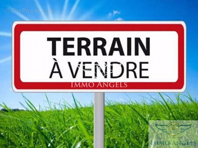 Terrain à LUNEL