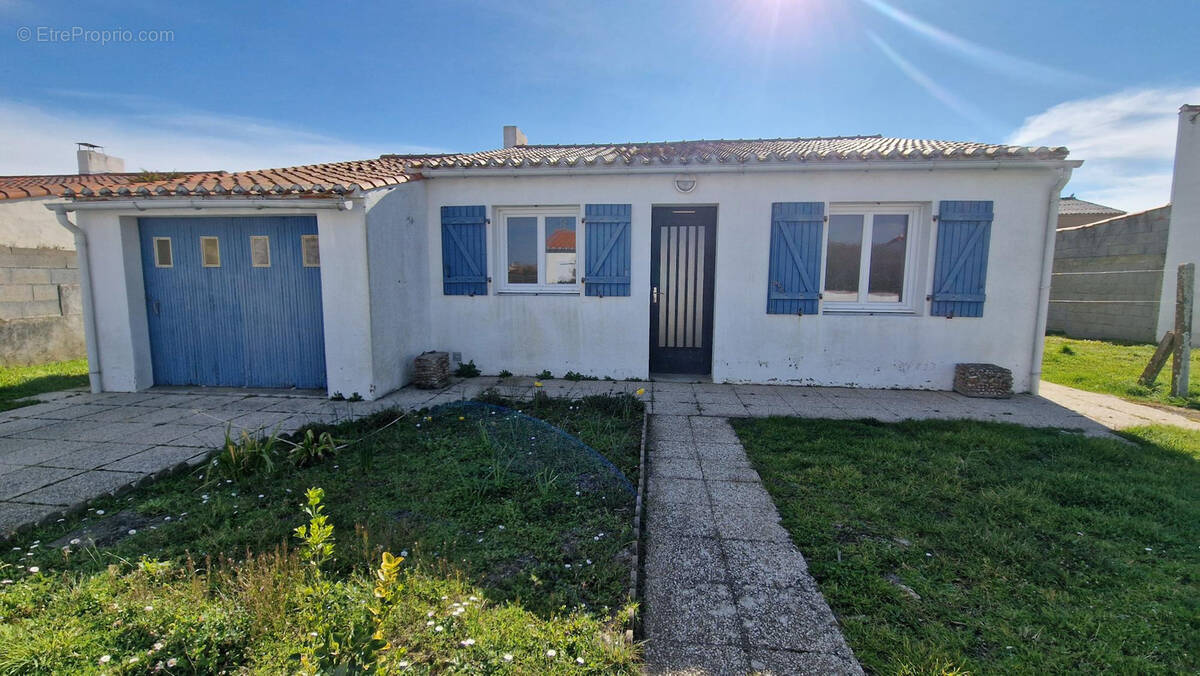 Maison à BOUIN