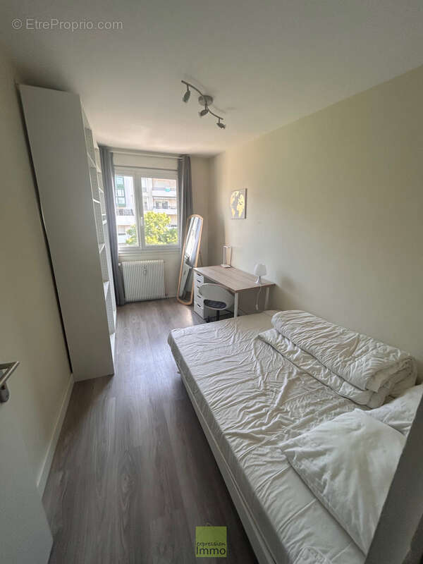 Appartement à BRON