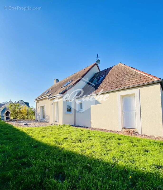 Maison à SOMMERVIEU