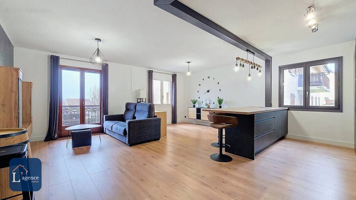 Appartement à PREVESSIN-MOENS