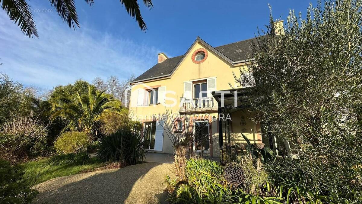 Photo 1 - Maison à LEZARDRIEUX