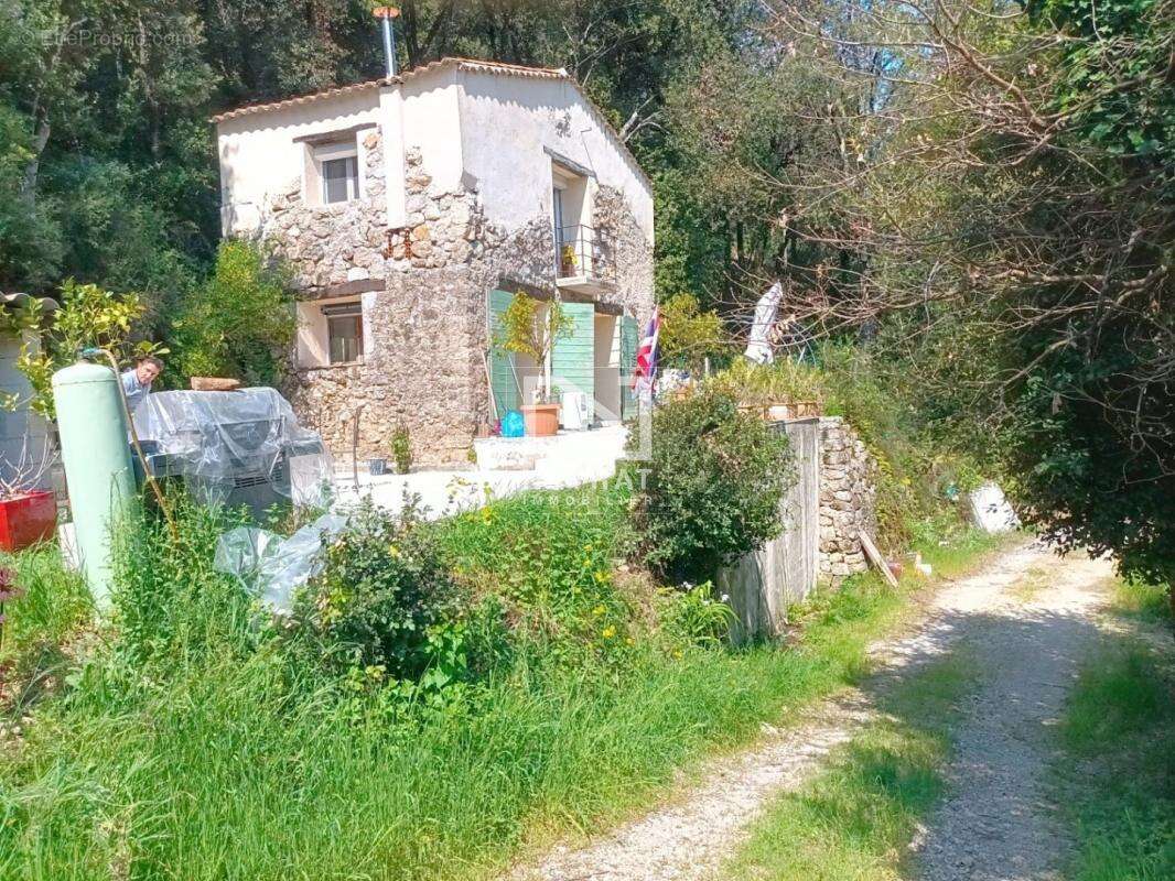Maison à CALLIAN
