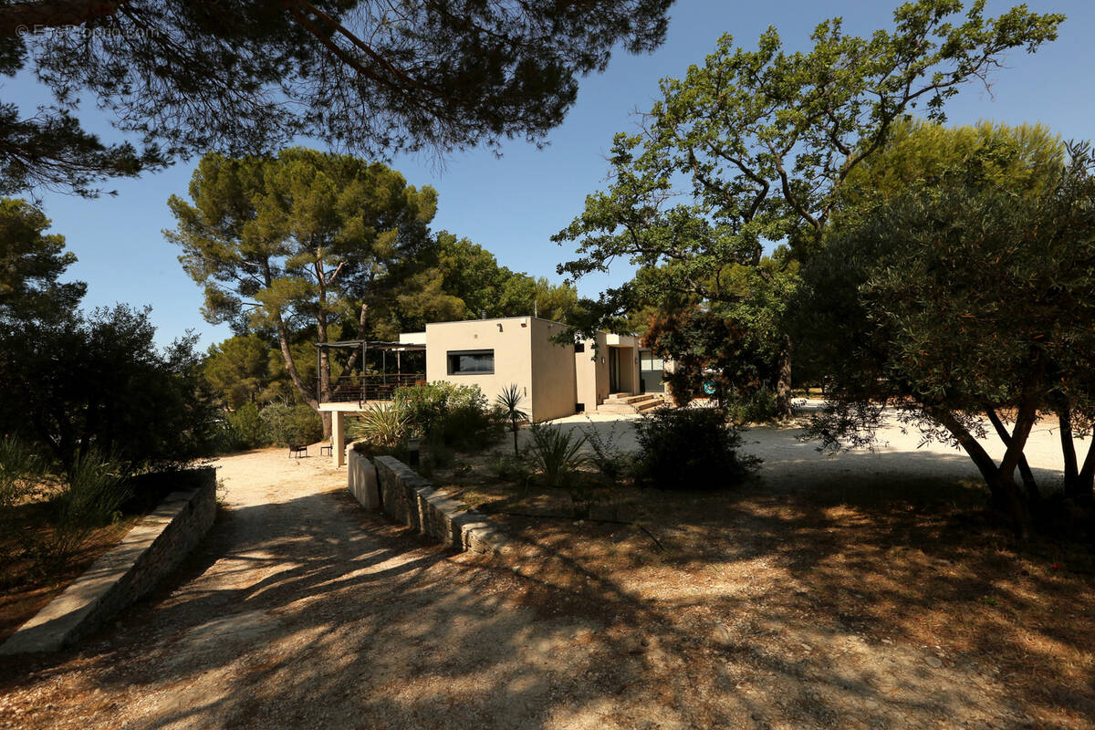 Maison à EGUILLES