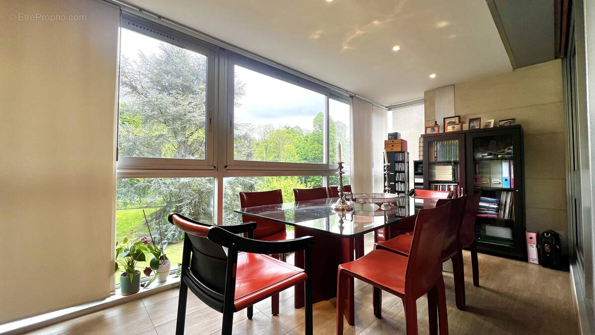 Appartement à LE CHESNAY