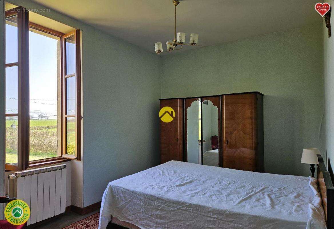 Maison à COSNE-D&#039;ALLIER