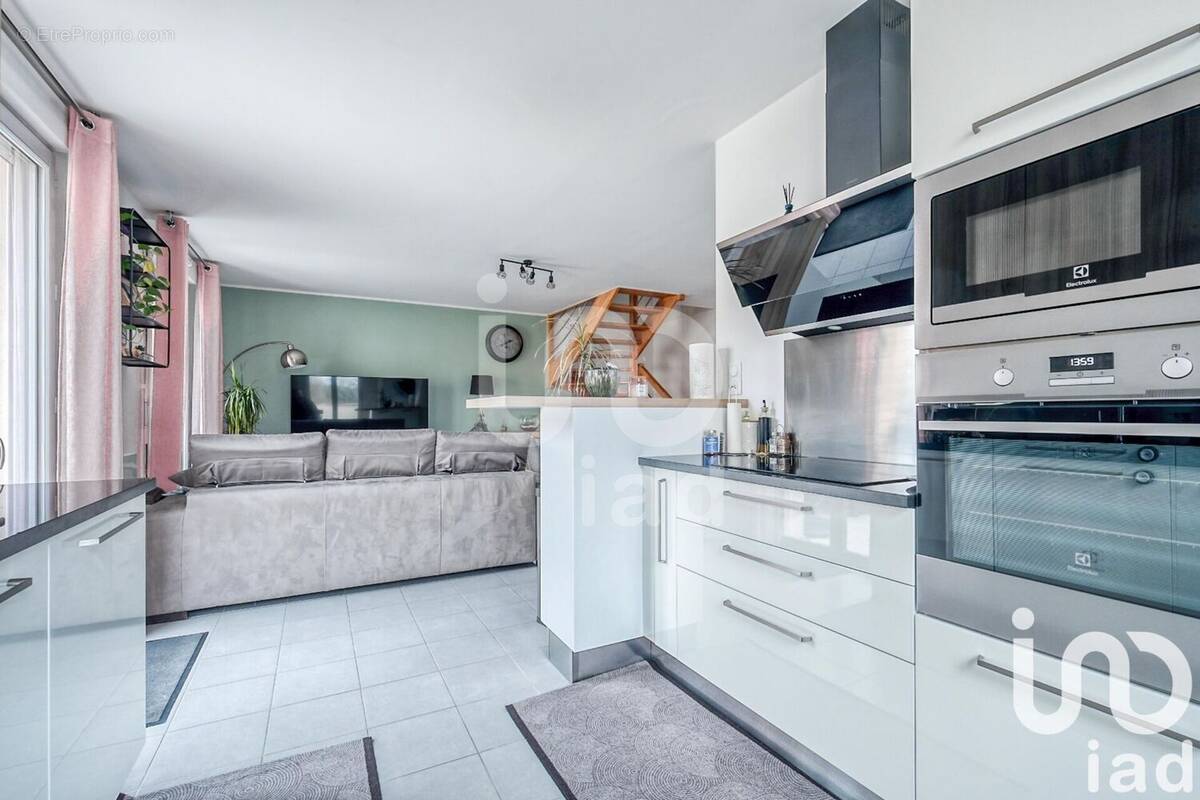 Photo 1 - Appartement à VILLENEUVE-LE-COMTE