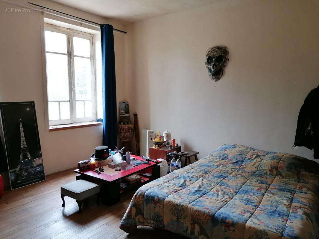 Maison à LA TRINITE-PORHOET