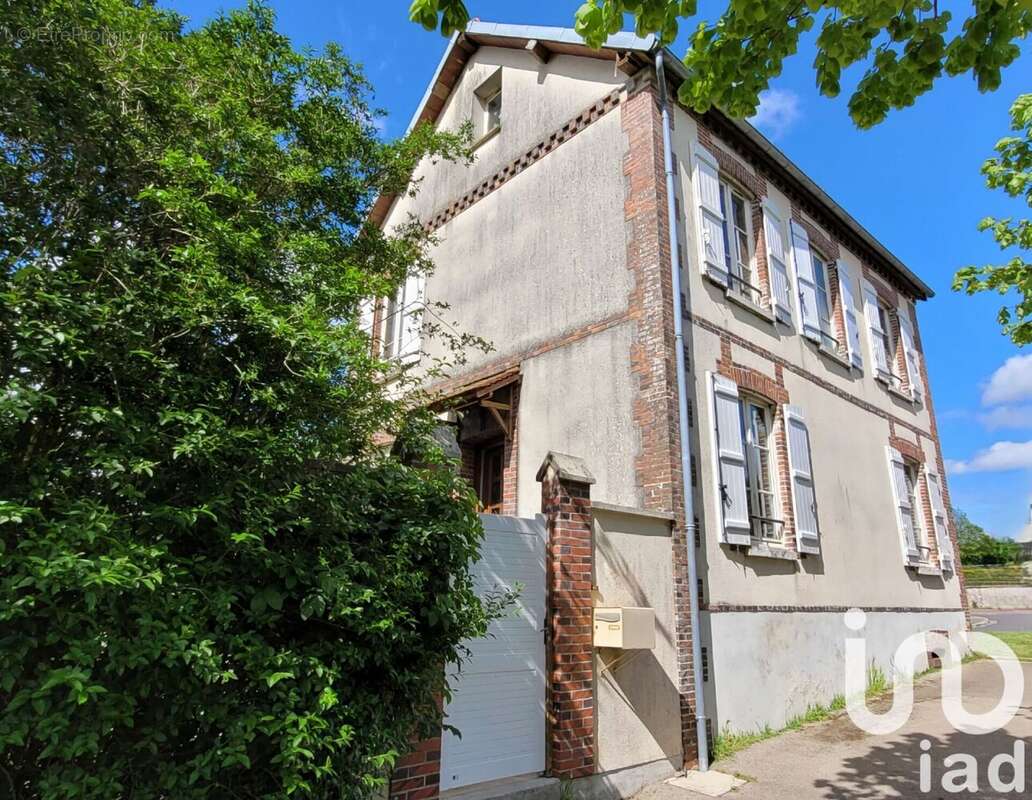 Photo 3 - Maison à ESTERNAY
