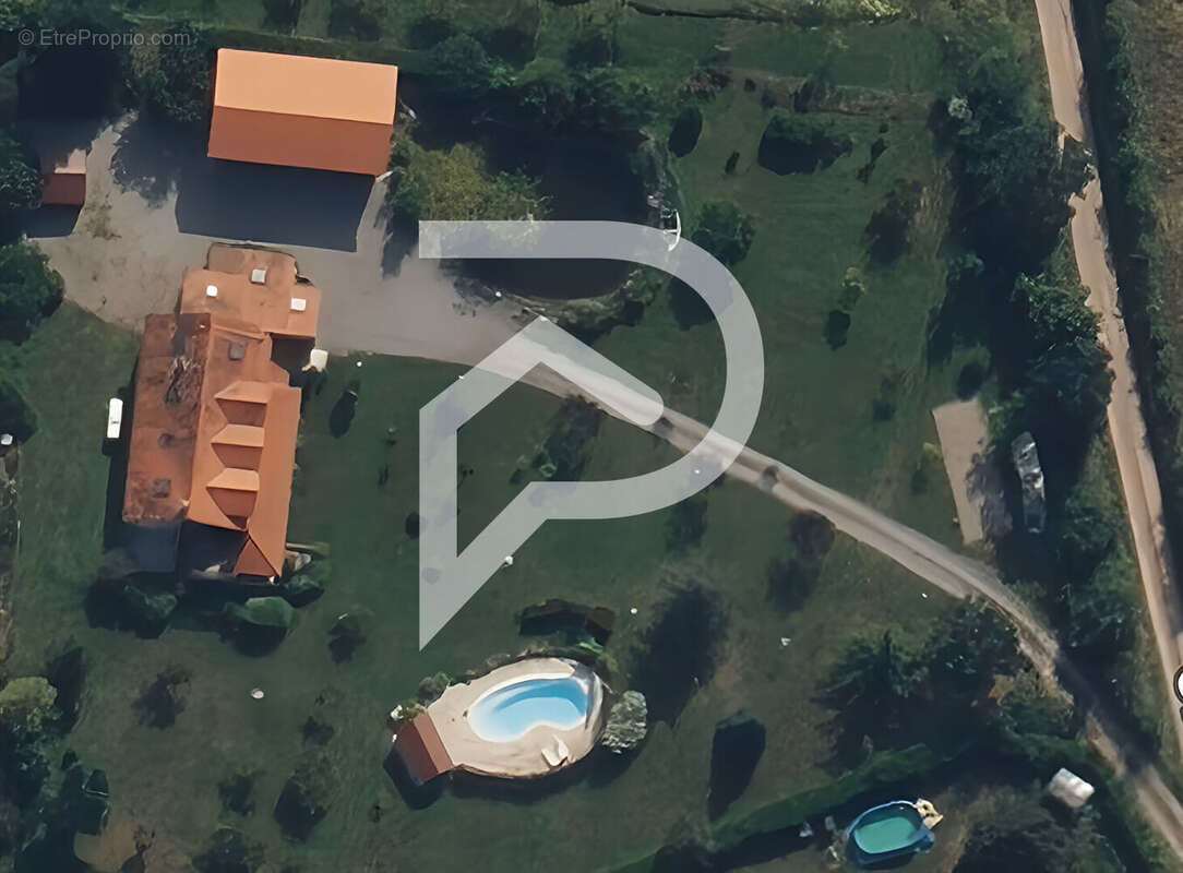 Maison à AMBIERLE