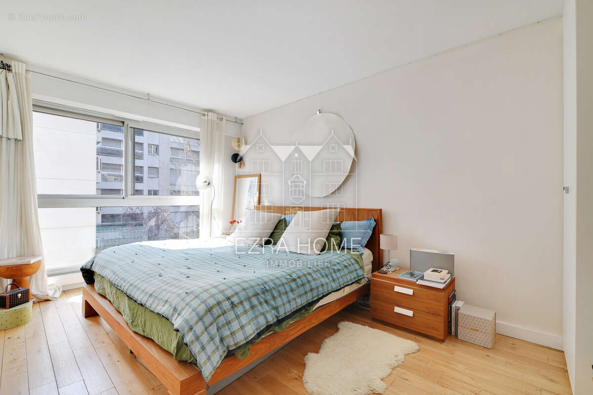 Appartement à PARIS-7E