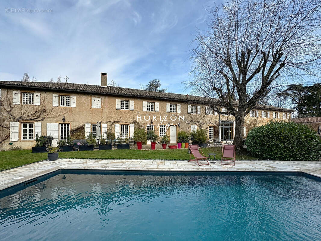 Maison à CHARNAY-LES-MACON