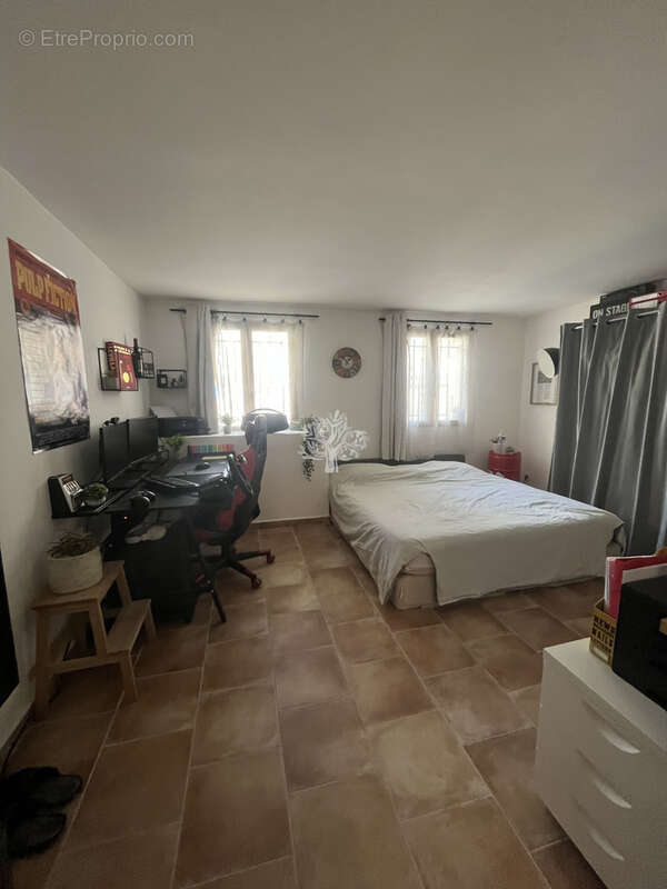 Autre à SANARY-SUR-MER