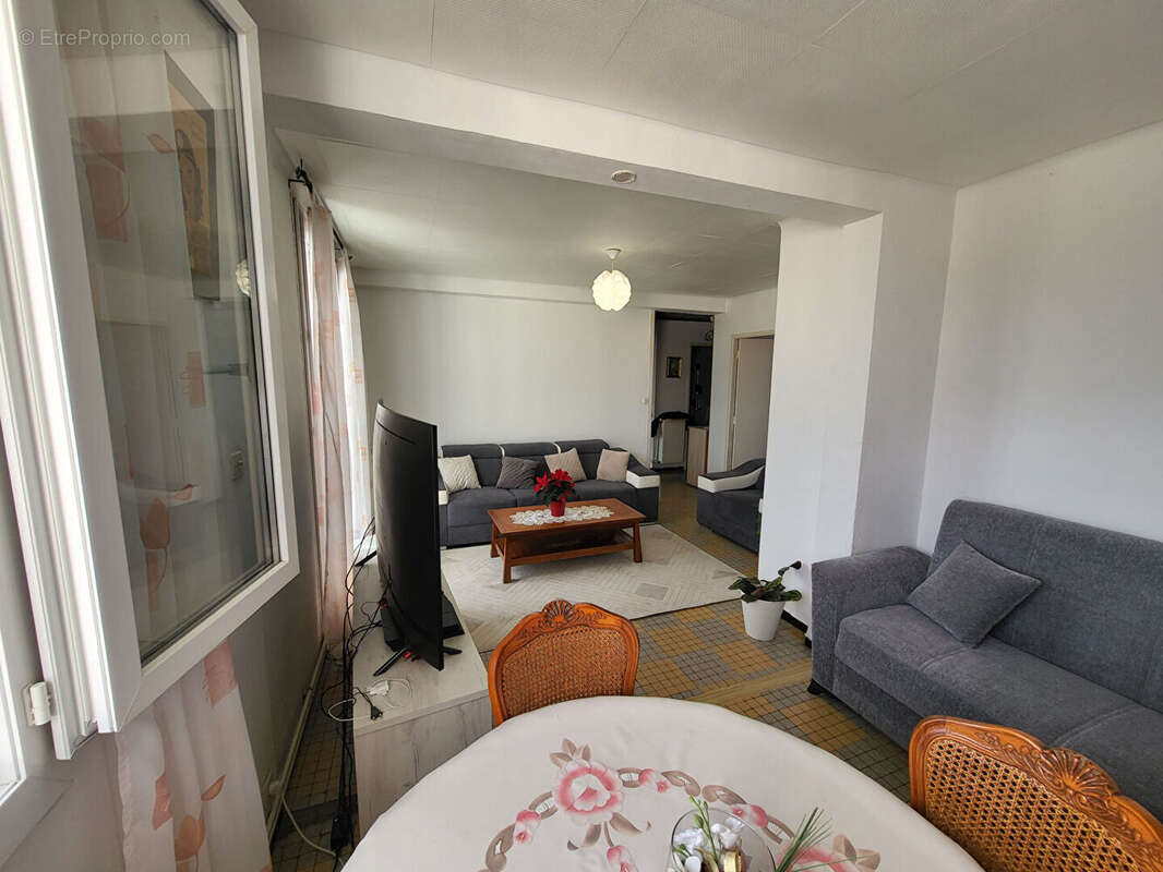 Appartement à MARSEILLE-14E