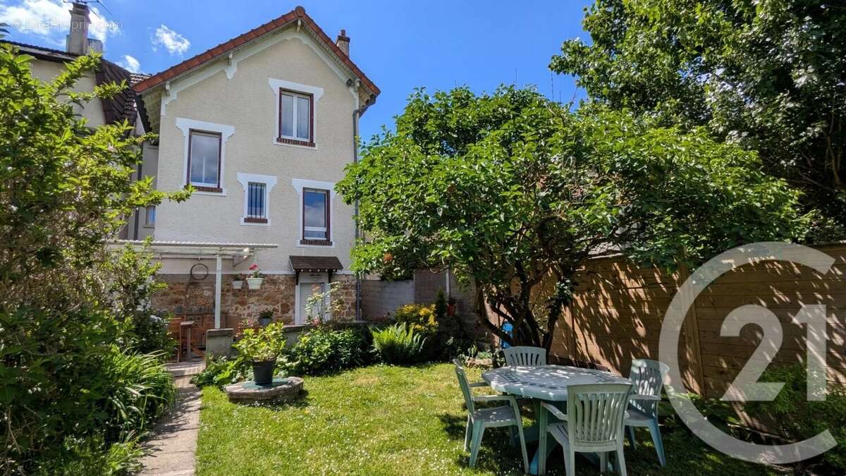 Maison à VILLIERS-SUR-MARNE